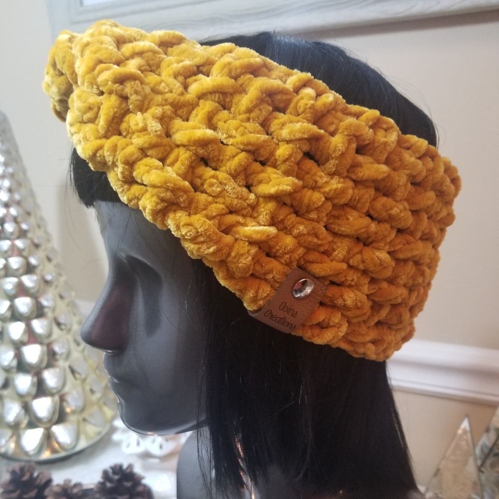 NWT Mustard Handmade Velvet Twisted Headband